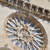 Foto: Particolare del Rosone - Cattedrale di San Nicola Pellegrino  (Trani) - 19